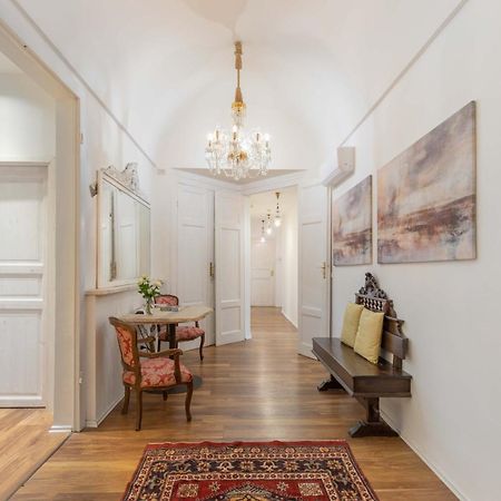 900 - Guest House Livorno Kültér fotó