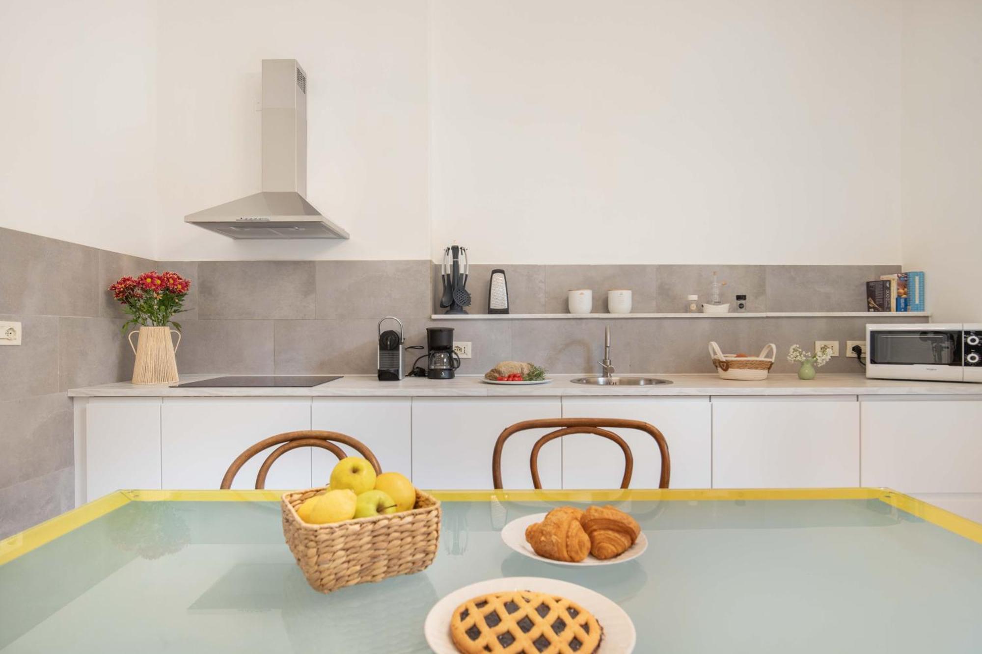 900 - Guest House Livorno Kültér fotó