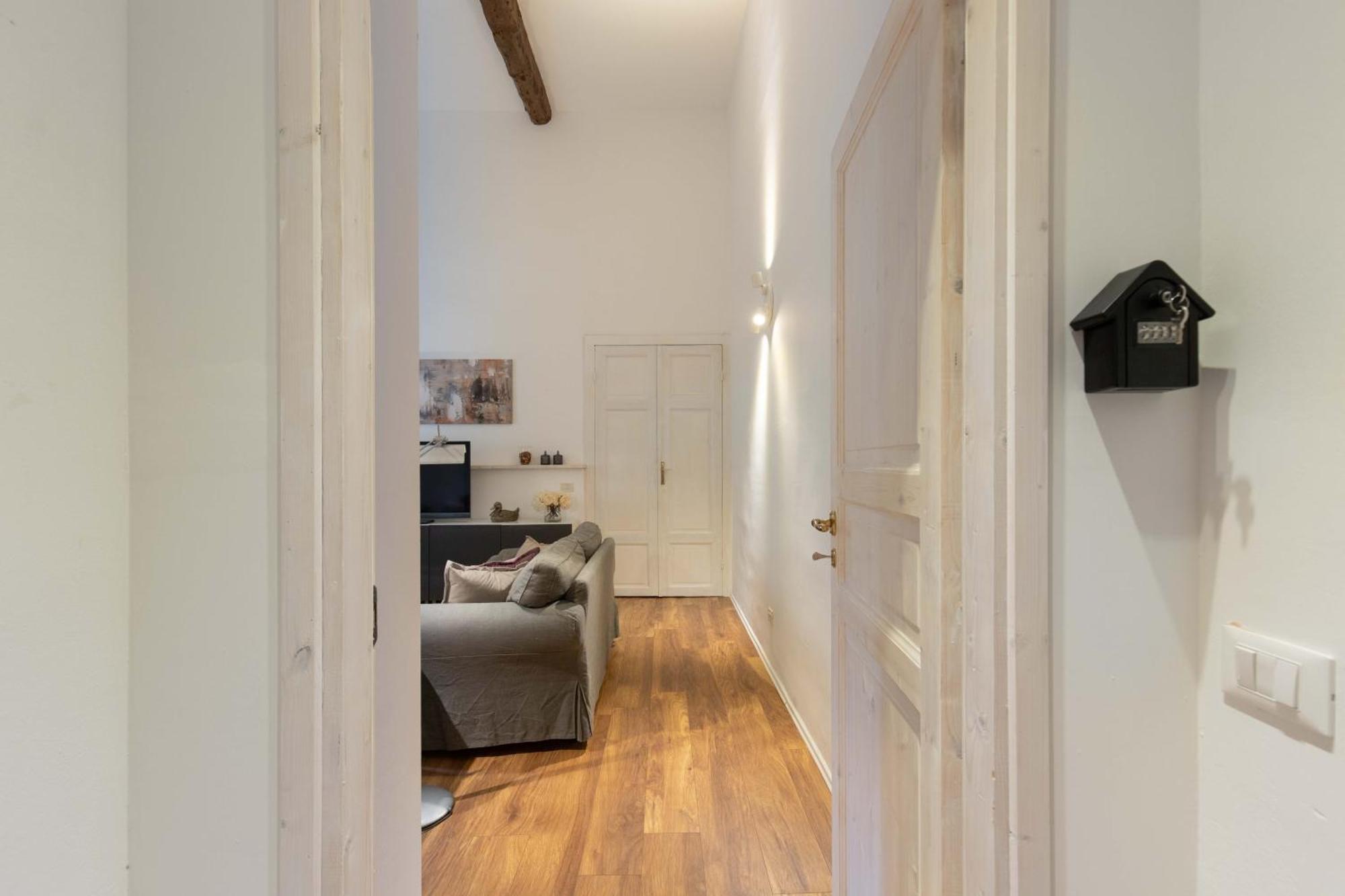 900 - Guest House Livorno Kültér fotó